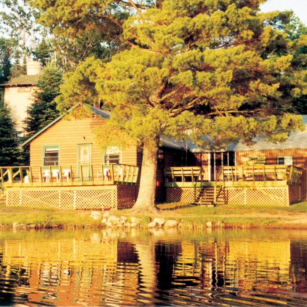 Slippery Winds Wilderness Lodge | 927 Centennial St, Winnipeg, MB R3N 1R6, Canada | Phone: (204) 982-9680