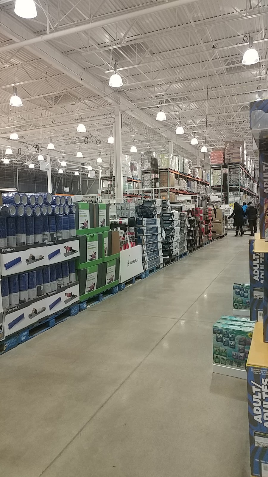 Costco Wholesale | 870 Montée des Pionniers, Terrebonne, QC J6V 1N9, Canada | Phone: (450) 657-4353