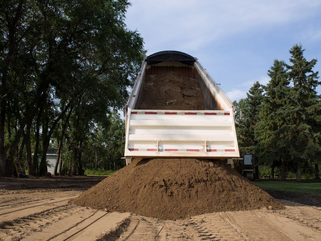 Location Et Entretien S Bonneau Inc - | 1112 Rue Principale, Roxton Pond, QC J0E 1Z0, Canada | Phone: (450) 521-6368