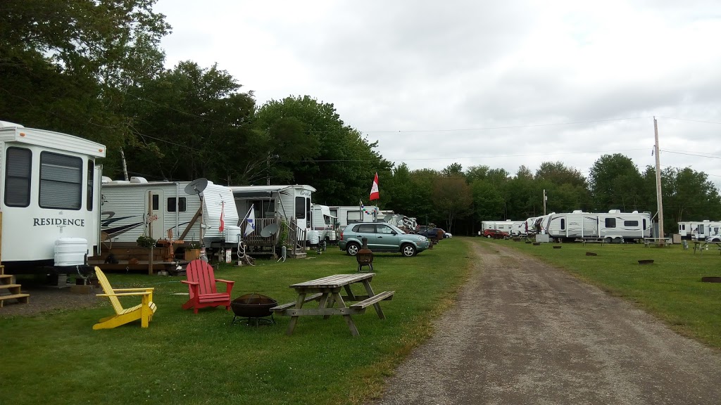 Land of Evangeline Camping Resort | 84 Evangeline Beach Rd, Grand Pré, NS B0P 1M0, Canada | Phone: (902) 542-5309