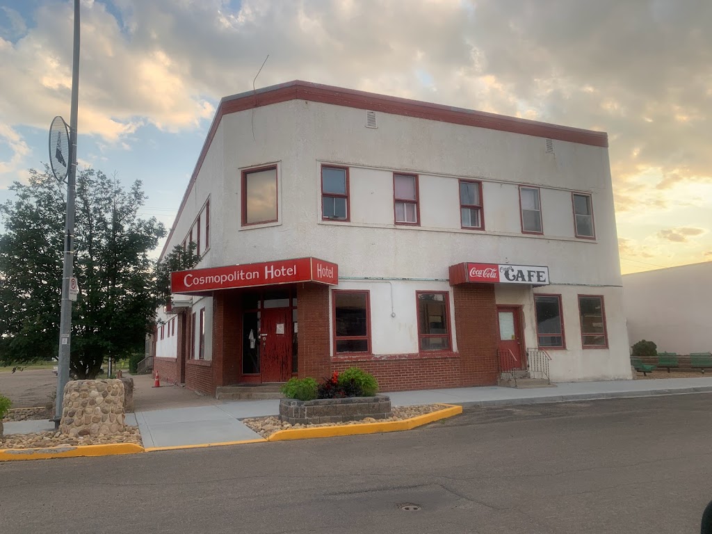Cosmopolitan Hotel & Bar | 4918 50 Ave, Castor, AB T0C 0X0, Canada | Phone: (403) 882-3095
