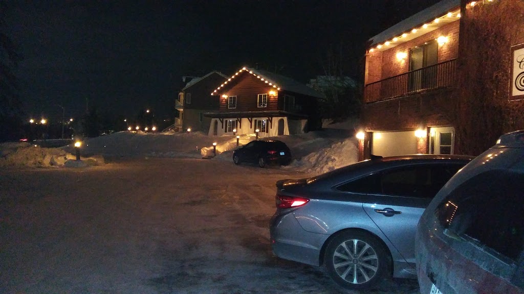The hotel complex 60 | 600 Chemin des Frênes, Piedmont, QC J0R 1K0, Canada | Phone: (514) 856-7810