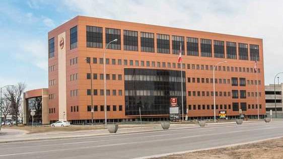 Clarion Hotel & Suites | 1445 Portage Ave, Winnipeg, MB R3G 3P4, Canada | Phone: (204) 774-5110
