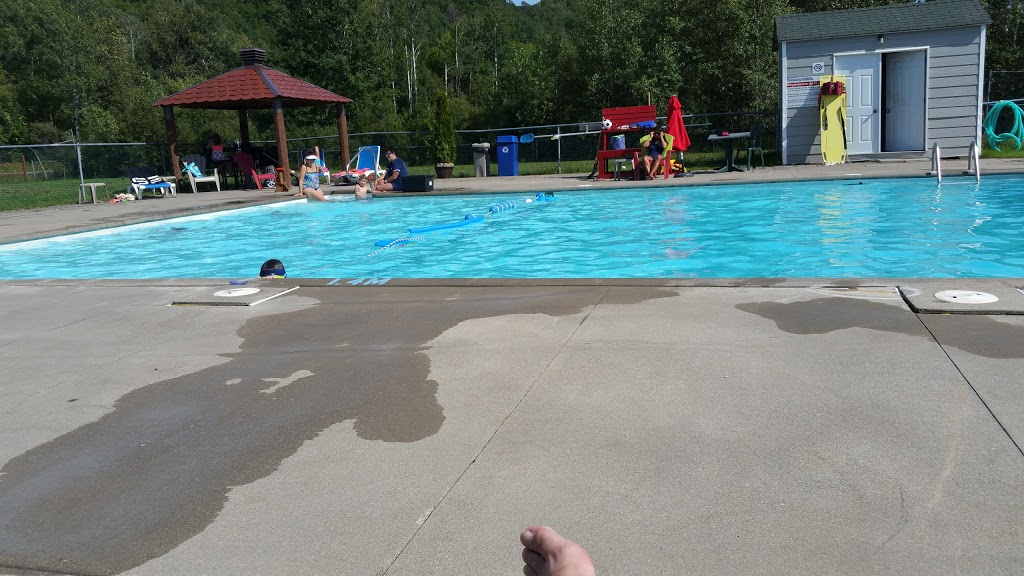 Camping Parc De VR Royal Papineau | 237 Chemin du Golf, Notre-Dame-de-la-Salette, QC J0X 2L0, Canada | Phone: (819) 766-2826