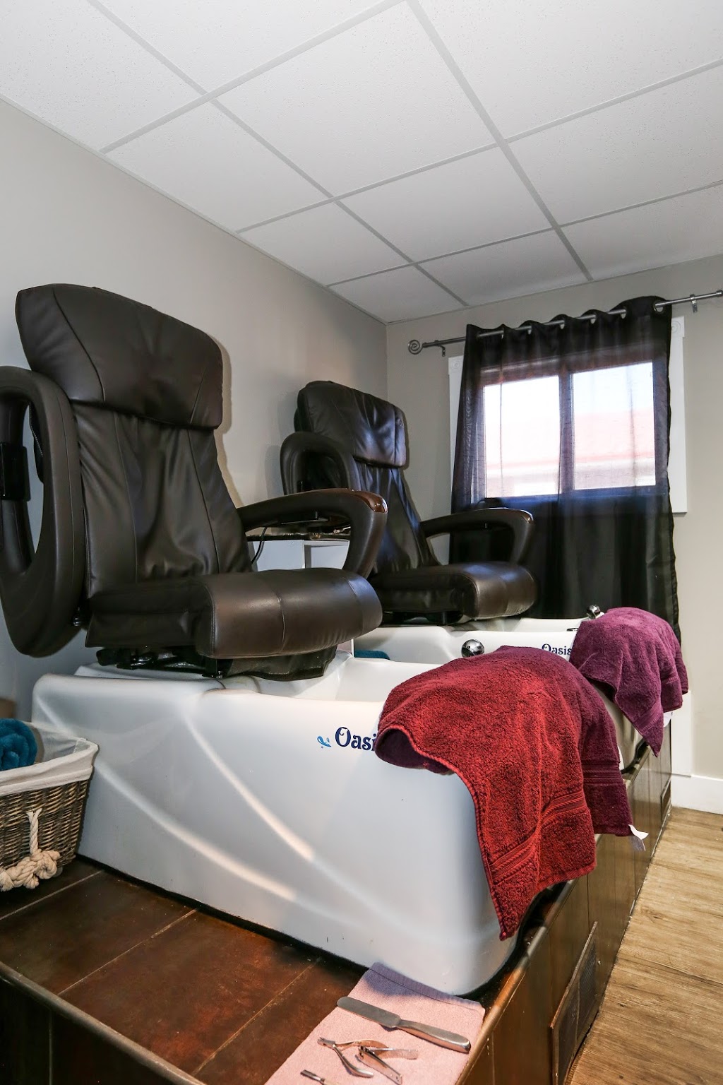 Passions Beauty Studio & The Barber Corner | East, 106 Central St, Warman, SK S0K 4S0, Canada | Phone: (306) 382-9707