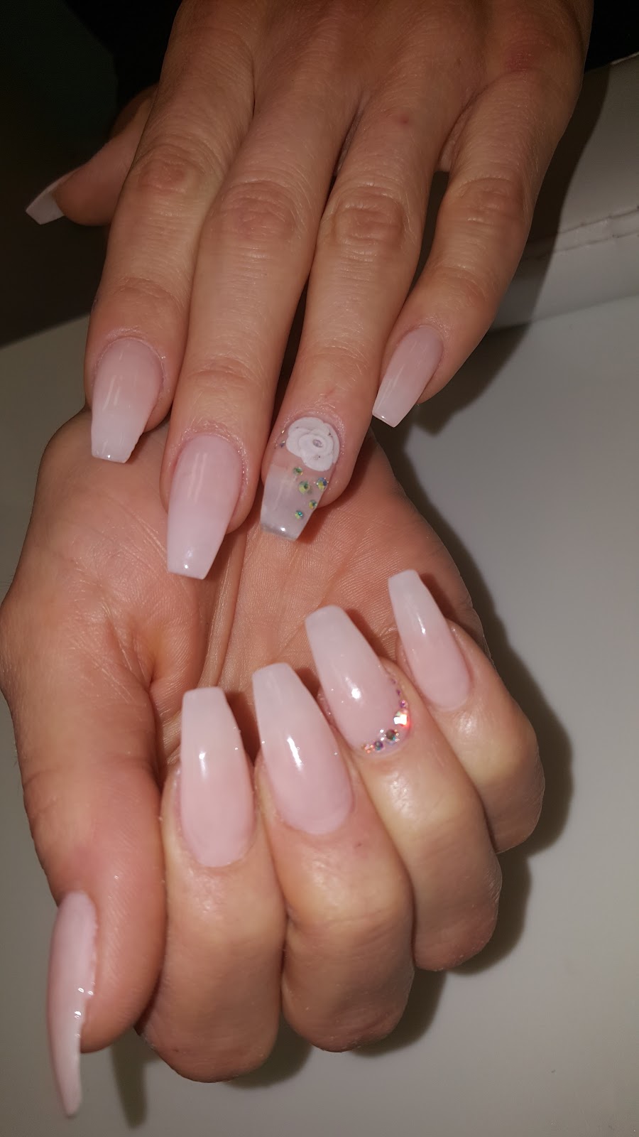Melika Hair Salon | 910 Clarke Rd, Port Moody, BC V3H 1L9, Canada | Phone: (604) 936-4555