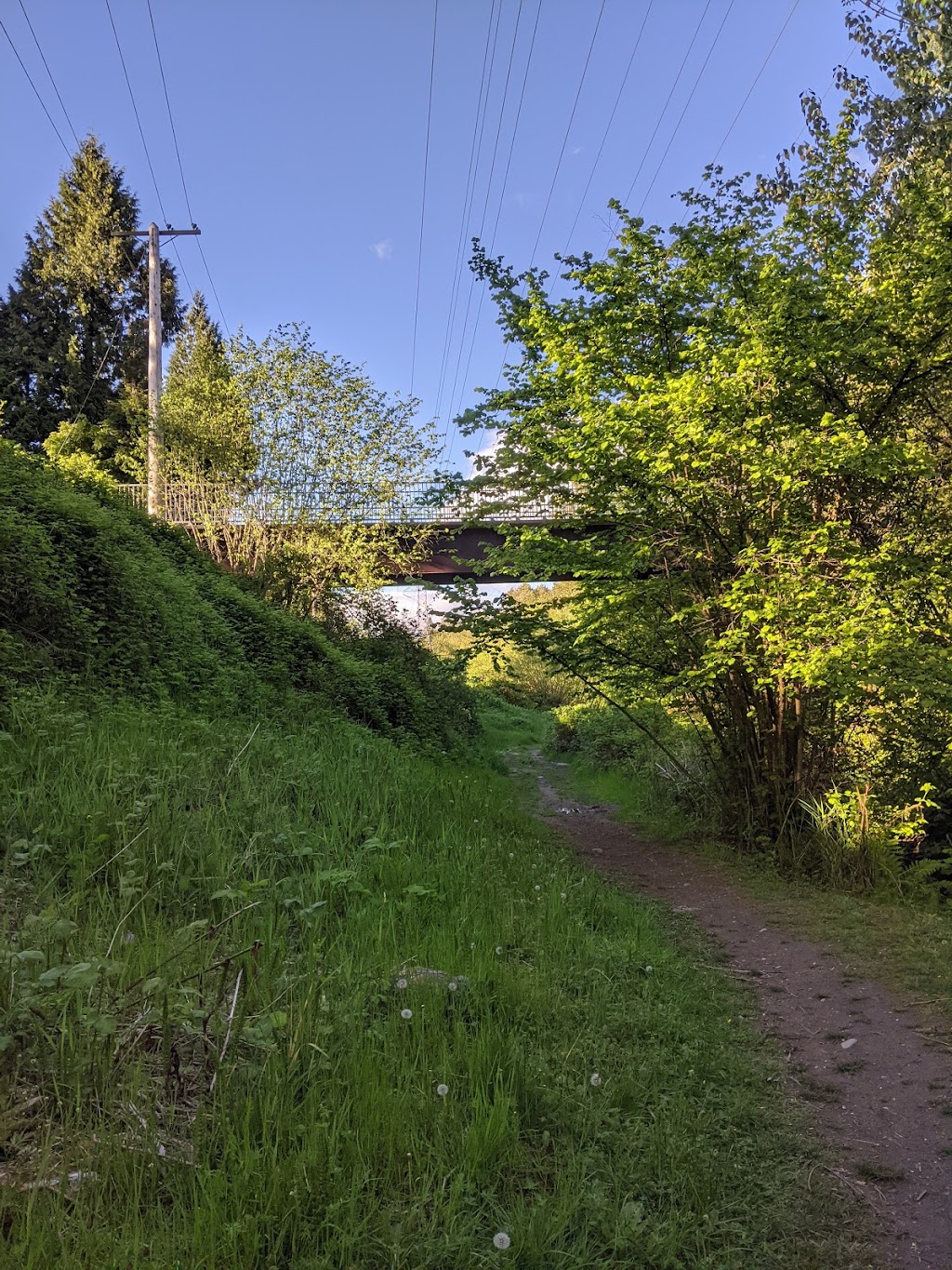 Stoney Creek School Park | 9136 Beaverbrook Dr, Burnaby, BC V3J 1J4, Canada | Phone: (604) 294-7450
