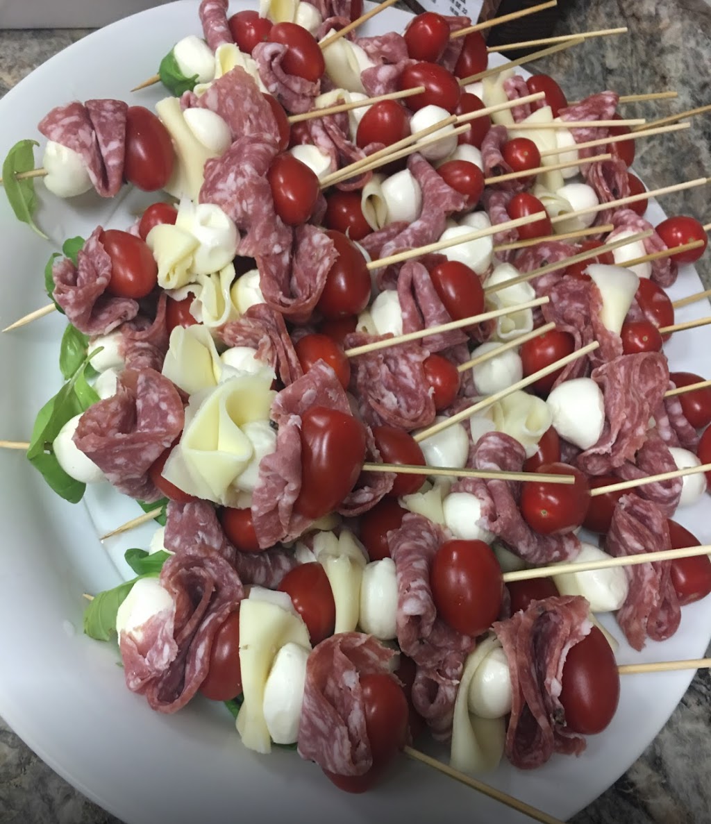 Julias Bistro | 1J6, 217 Niagara St, Dunnville, ON N1A 2A9, Canada | Phone: (905) 906-3924