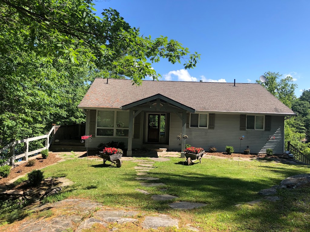 Miss Muskoka Landscapes | 13 Pinewood Dr, Bracebridge, ON P1L 1K7, Canada | Phone: (705) 641-9616