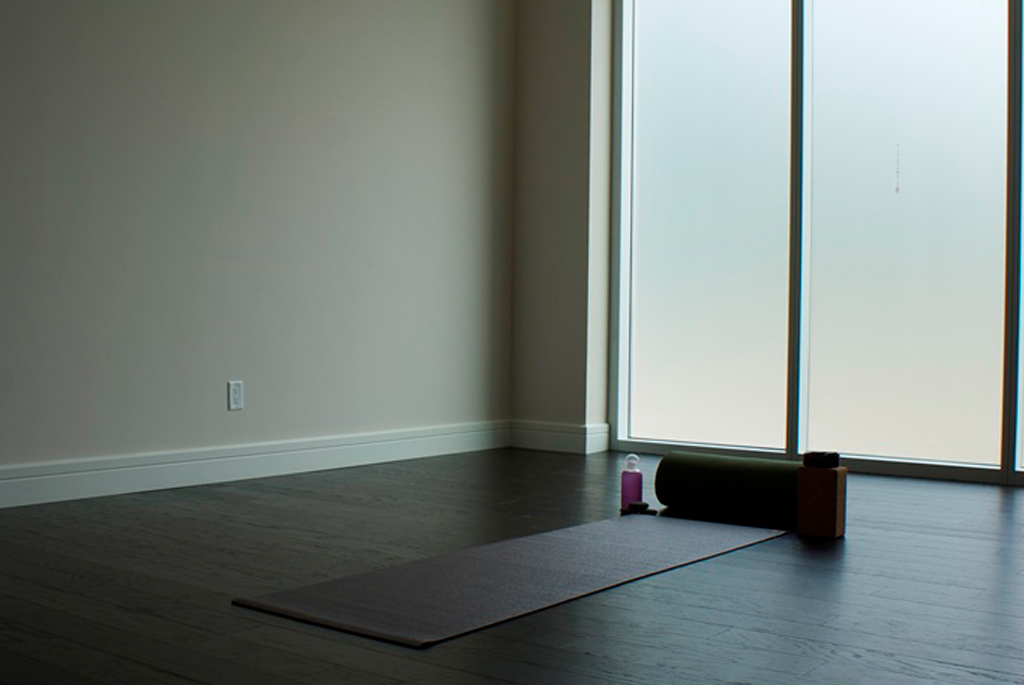 iYoga Studios | 375 Croft Dr, Windsor, ON N8N 2L9, Canada | Phone: (519) 817-9642