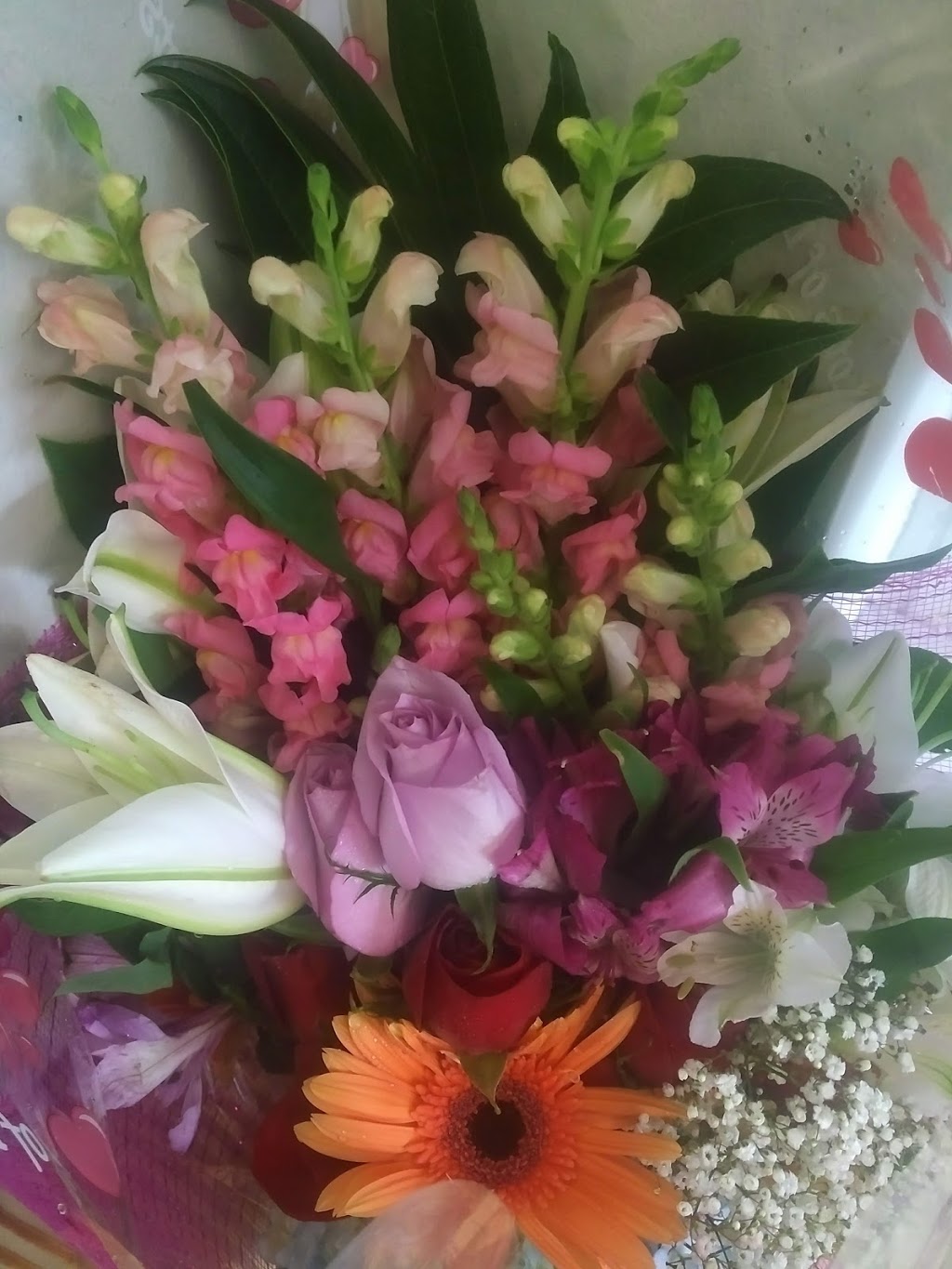 Flowers By Sylvia | 100 West Beaver Creek Rd #3, Richmond Hill, ON L4B 1H4, Canada | Phone: (905) 889-1383