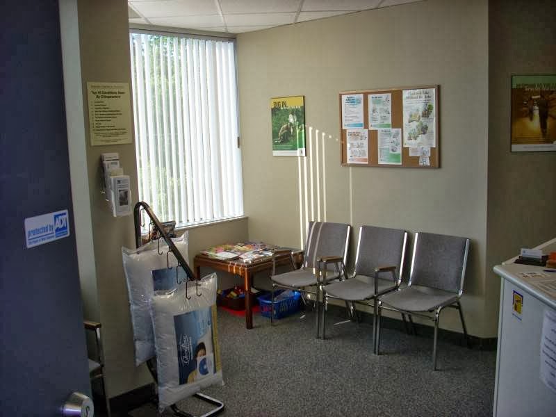 Northfield Chiropractic | 99 Northfield Dr E #302, Waterloo, ON N2K 3P9, Canada | Phone: (519) 886-3191