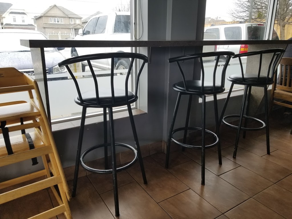 Burger Delight | 100 Mearns Ave #1, Bowmanville, ON L1C 5M3, Canada | Phone: (905) 623-6644