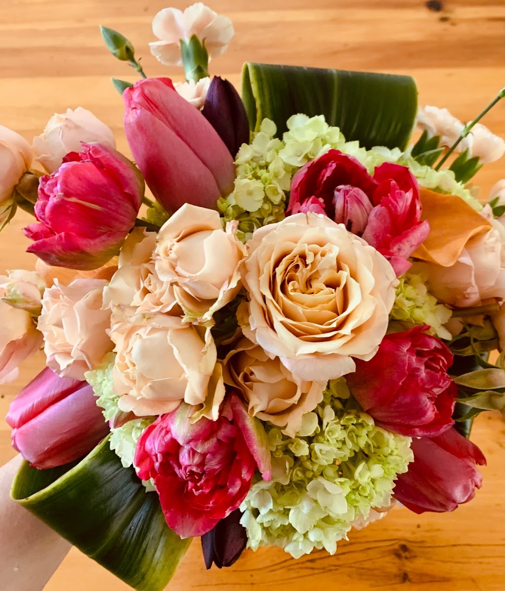 The Blooming Crate | 71 Baldwin St Unit #1, Whitby, ON L1M 1A3, Canada | Phone: (289) 356-4229