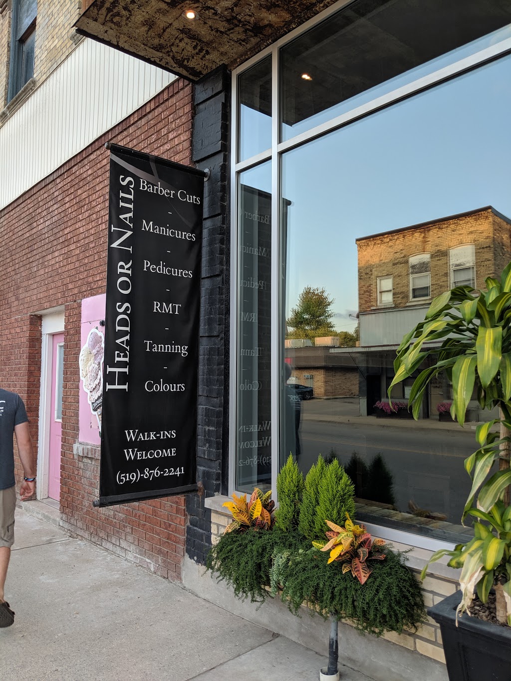Heads or Nails | 5311 Nauvoo Rd, Watford, ON N0M 2S0, Canada | Phone: (519) 876-2241