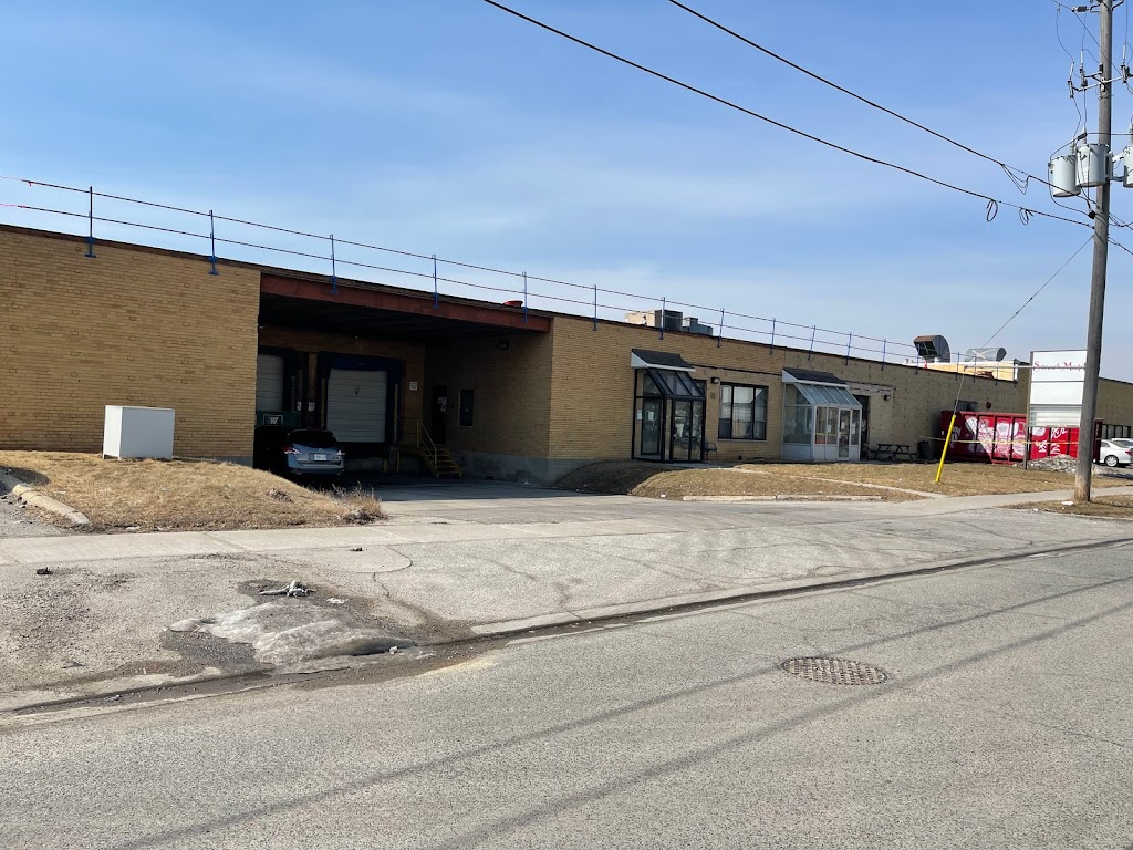 Sweet Maple Candies Company | 31 Penn Dr, North York, ON M9L 2A6, Canada | Phone: (416) 740-6816