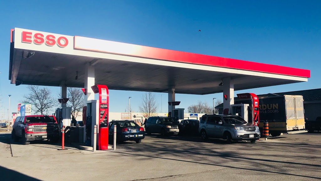 Esso | 10483 ON-7, Carleton Place, ON K7C 3P2, Canada | Phone: (613) 257-1728