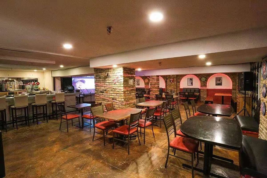 江湖吧 | Canada, Alberta, Calgary, CA AB Calgary 720 16 Ave NW basement邮政编码: T2M 0J8 | Phone: (403) 453-8666