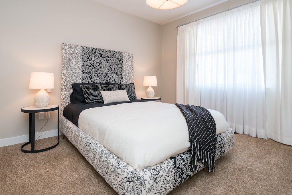 Thomas Crossing | 46110 Thomas Rd, Chilliwack, BC V2R 5W6, Canada | Phone: (604) 991-5059