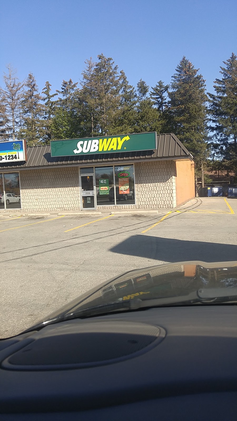 Subway | 206 King George Rd, Brantford, ON N3R 5L3, Canada | Phone: (519) 751-0130