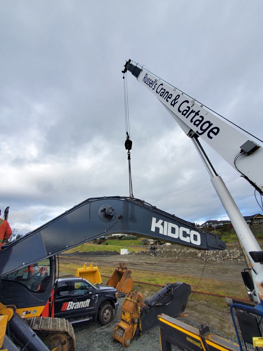 Russel’s Crane & Cartage Ltd | 792 Industrial Way, Victoria, BC V9B 6E2, Canada | Phone: (250) 480-4003