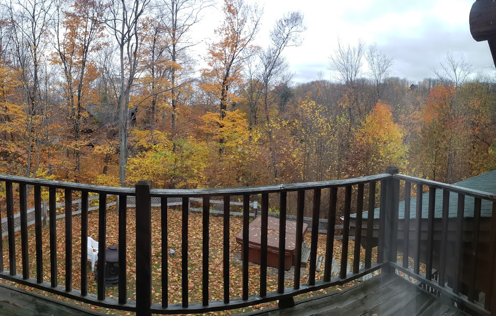 Kitchi Lodge | 355 Chemin des Pionniers, Labelle, QC J0T 1H0, Canada | Phone: (514) 446-1551