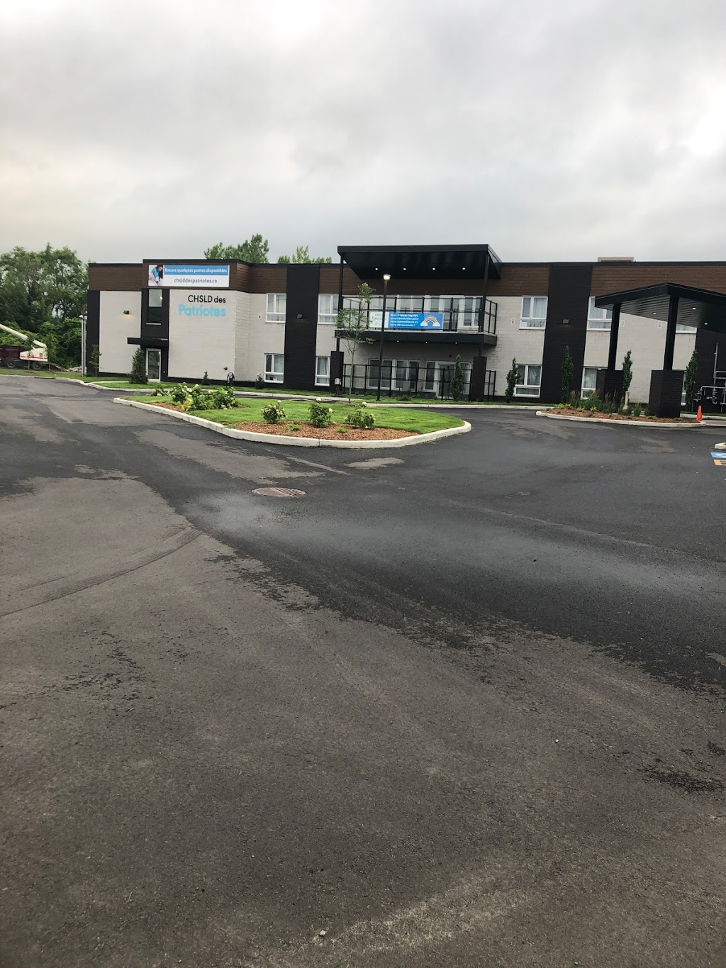 CHSLD des Patriotes | 787 Boulevard Arthur-Sauvé, Saint-Eustache, QC J7R 4K3, Canada | Phone: (450) 974-9696