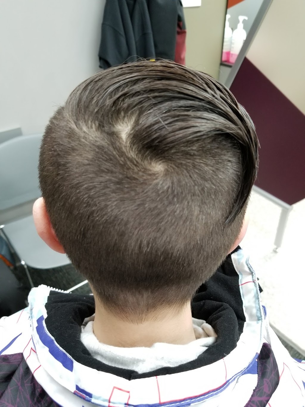 Great Clips | 500 Country Hills Blvd NE #509, Calgary, AB T3K 4Y7, Canada | Phone: (403) 226-2561
