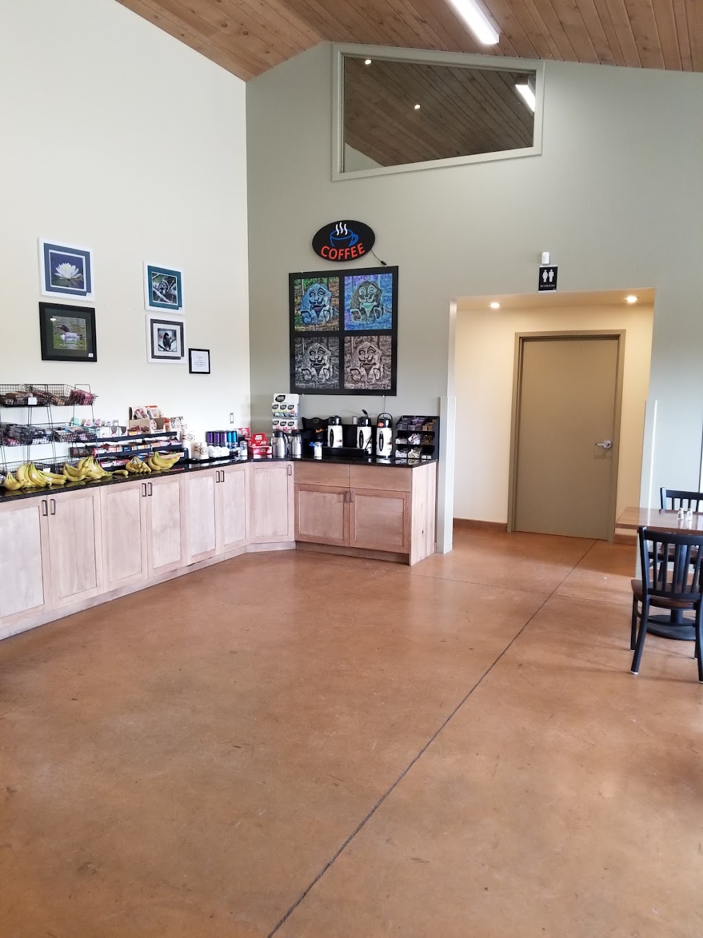 Clearwater Market | ON-17, Clearwater Bay, ON P0X 1S0, Canada | Phone: (807) 733-2816