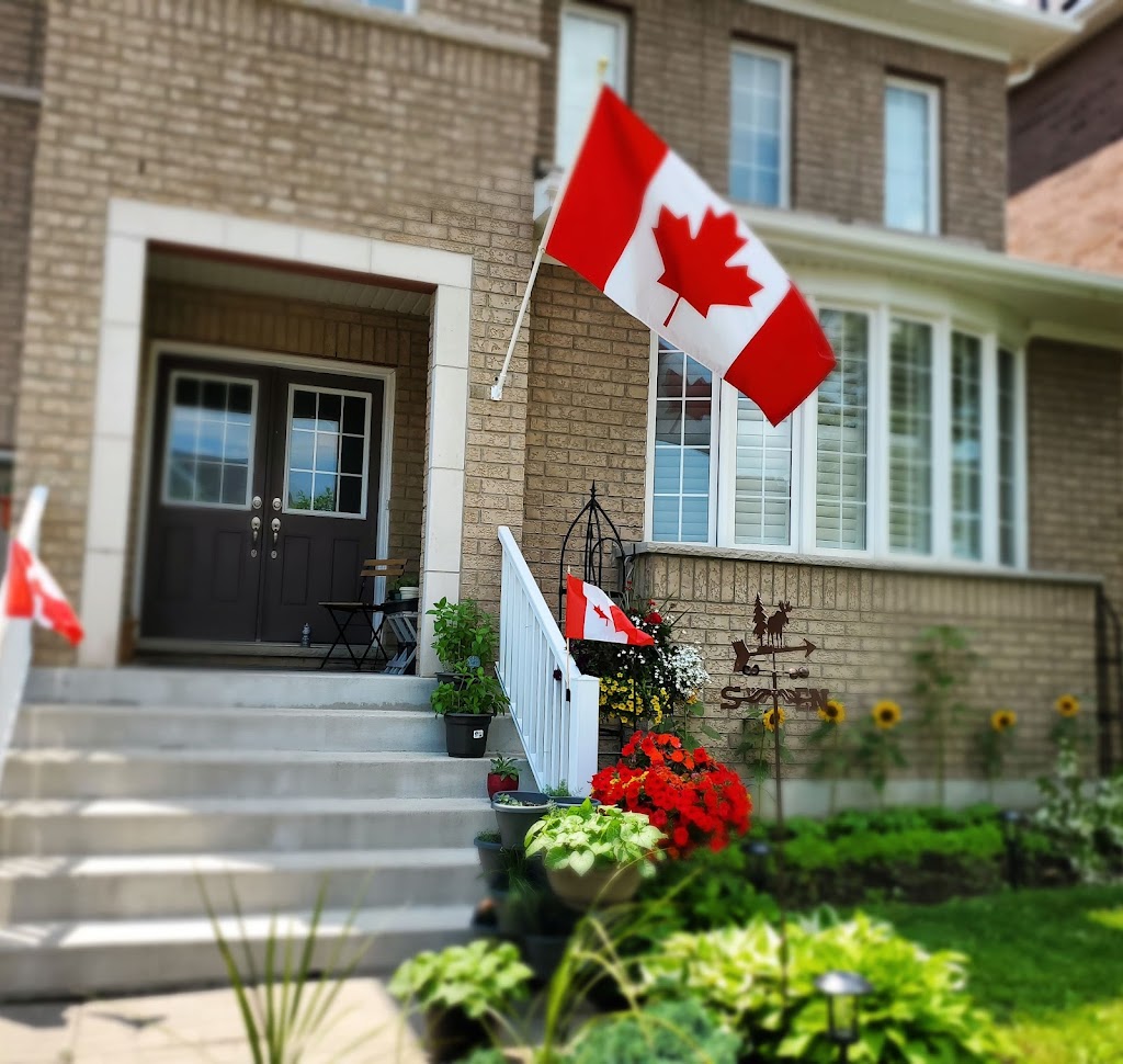 Frost Quilting Company | 1980 Kurelo Dr, Oshawa, ON L1H 8L7, Canada | Phone: (416) 716-2289