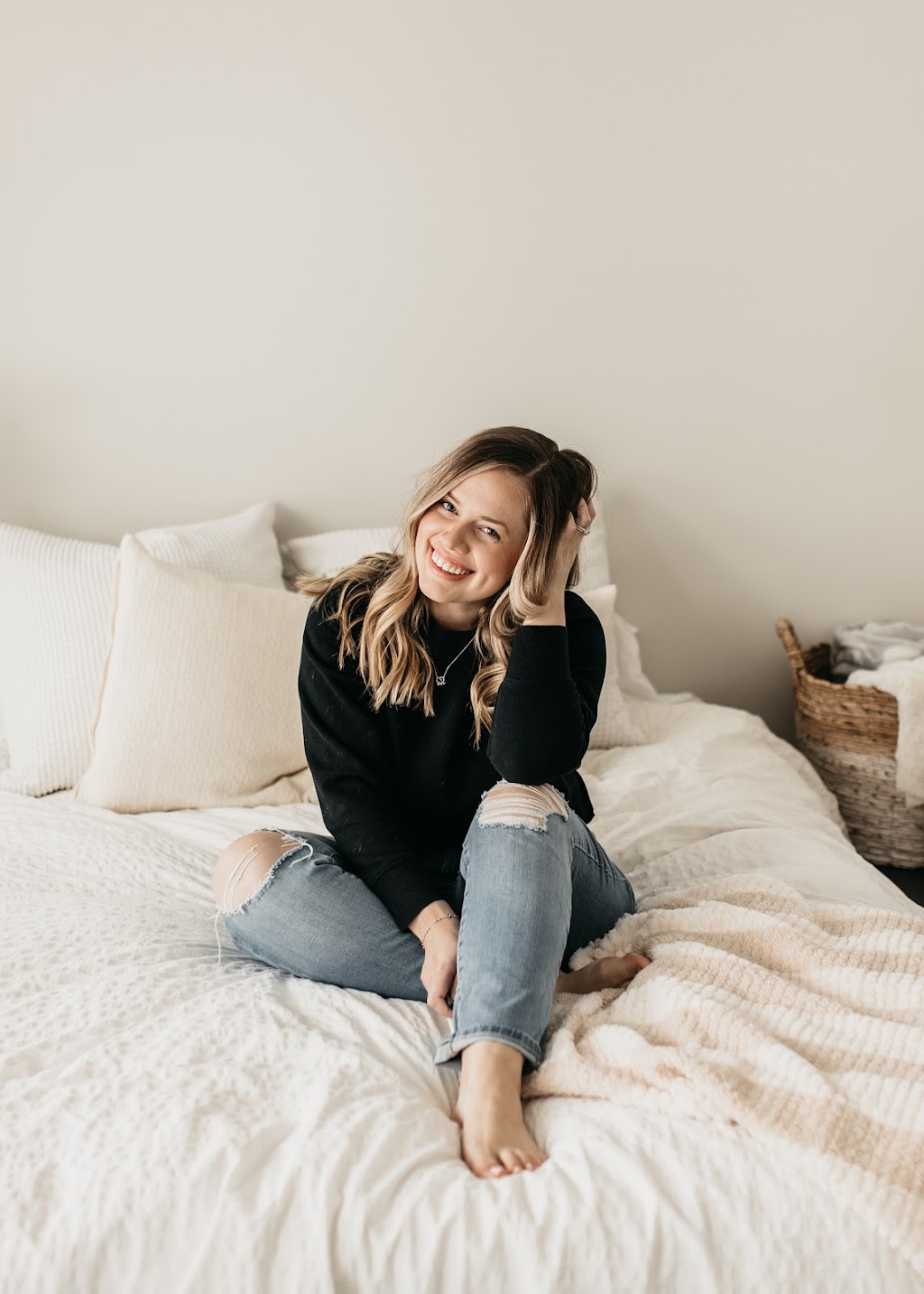 Raeleen Kay Photography | 1051 Graydon Hill Blvd SW, Edmonton, AB T6W 3C8, Canada | Phone: (519) 404-2480