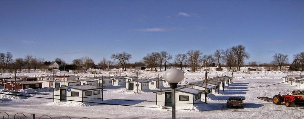 Centre de Pêche Robert Mailhot | 125 Rue Sainte-Anne Gd, Sainte-Anne-de-la-Pérade, QC G0X 2J0, Canada | Phone: (418) 325-2217