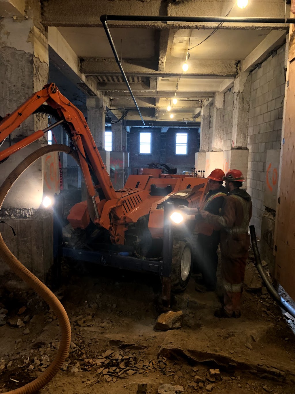 Rénergie Construction | 1 Rue du Parc Industriel, Saint-Urbain, QC G0A 4K0, Canada | Phone: (418) 647-3724