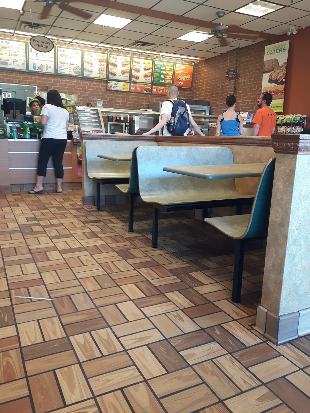 Subway | 2047 Sumas Way Unit 18, Abbotsford, BC V2S 8H6, Canada | Phone: (604) 859-7666