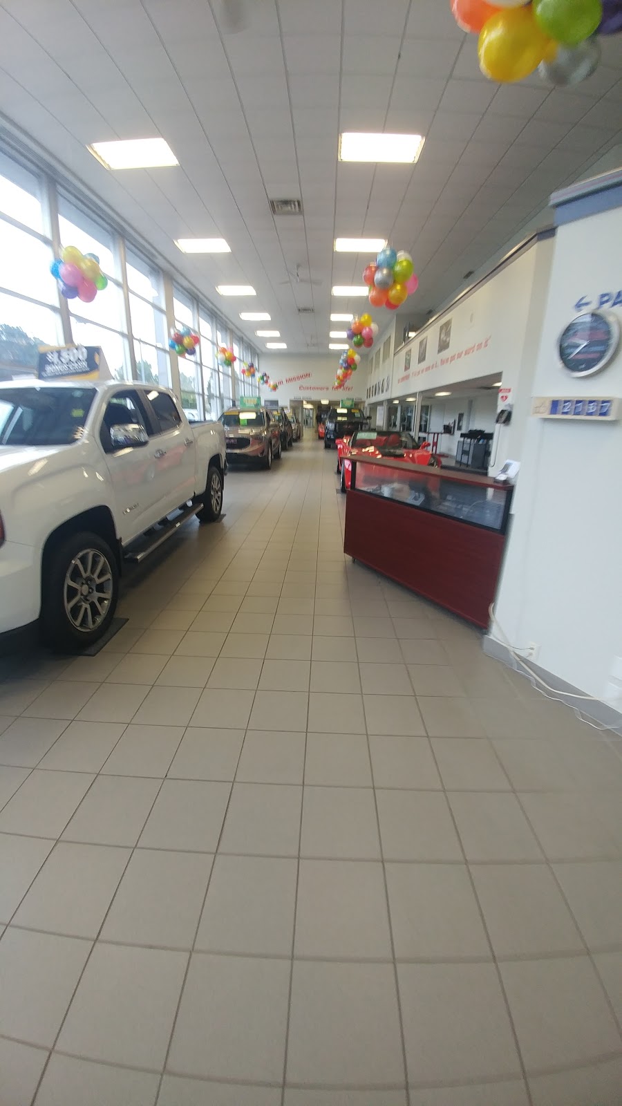 Scherer Chevrolet Buick GMC Ltd. | 1225 Courtland Ave E, Kitchener, ON N2C 2N8, Canada | Phone: (833) 201-2268