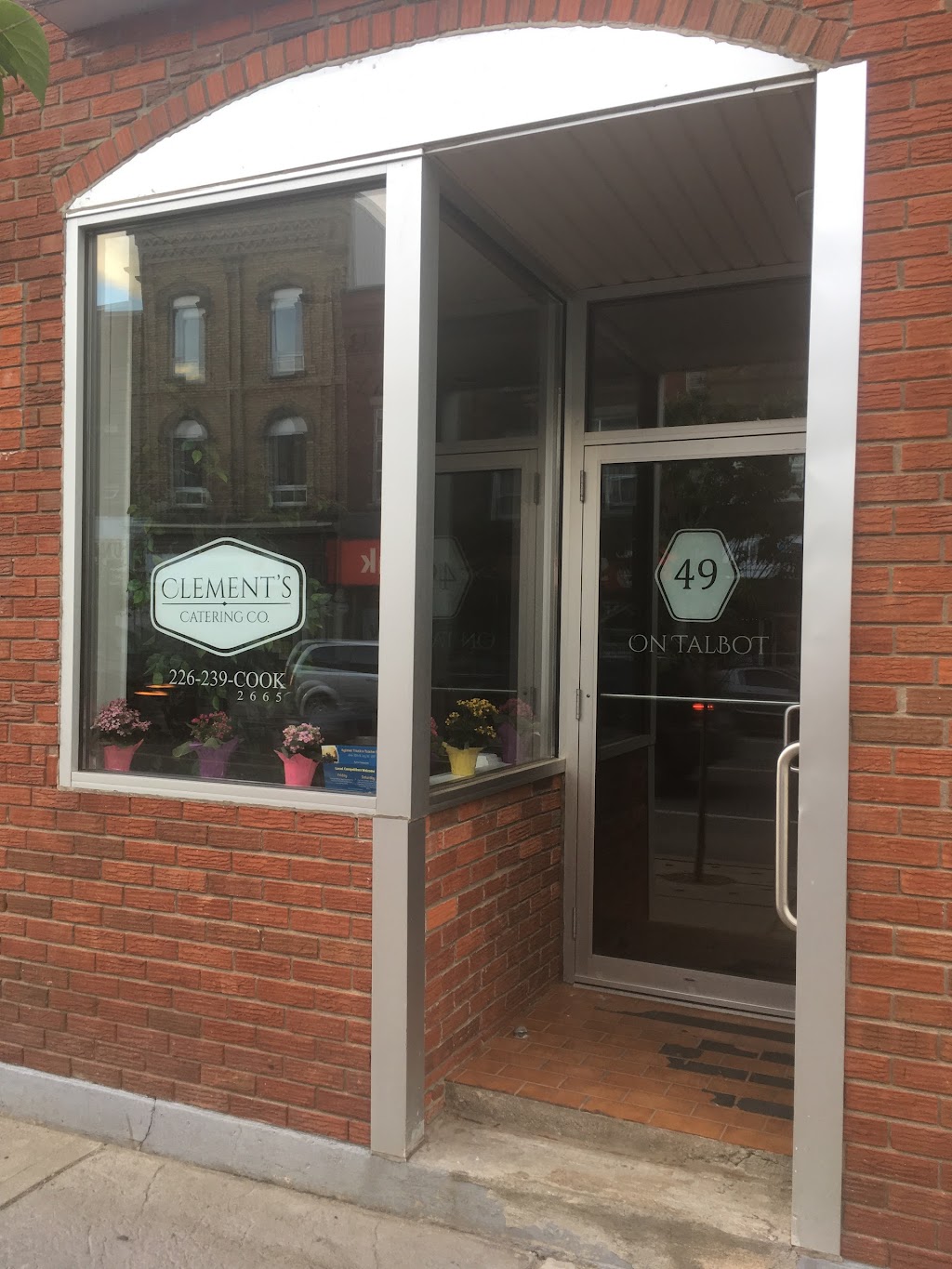 Small Town Catering | 49 Talbot St E, Aylmer, ON N5H 1H3, Canada | Phone: (226) 239-2665