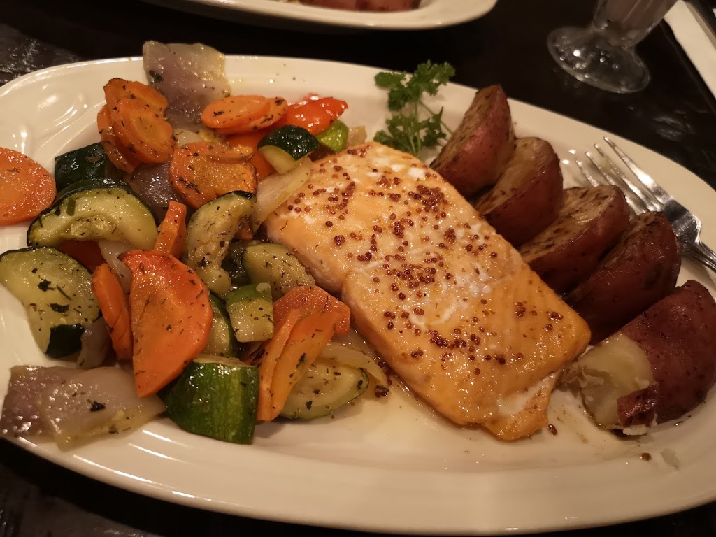 Theo’s Eatery | 214 Memorial Ave, Orillia, ON L3V 5X6, Canada | Phone: (705) 329-4444