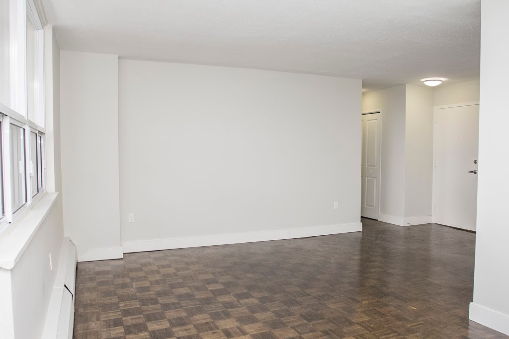 2185 Sheridan Park Drive Apartments | 2185 Sheridan Park Dr, Mississauga, ON L5K 1C7, Canada | Phone: (647) 362-3792