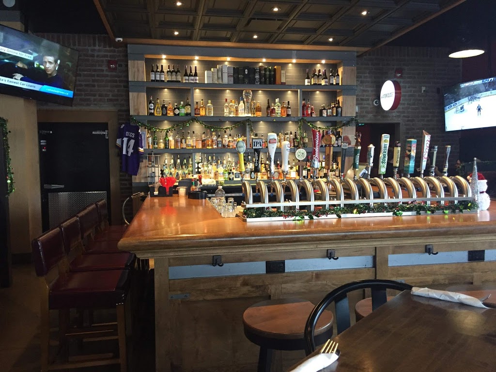 Fionn MacCools | 547 Cundles Rd E, Barrie, ON L4M 0G9, Canada | Phone: (705) 986-0150