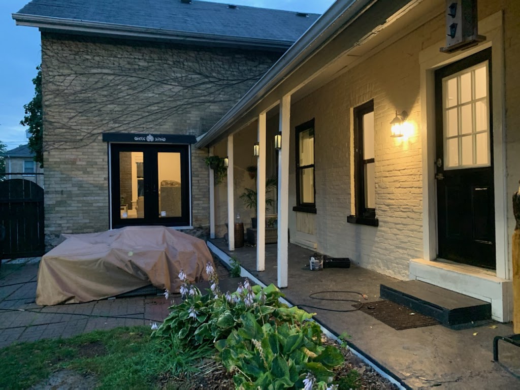 Wellington Windows and Doors | 106 Jessie Ave, Campbellville, ON L0P 1B0, Canada | Phone: (416) 557-0606