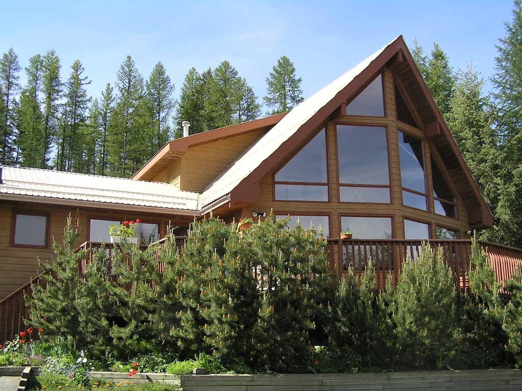 End of the Road Bed and Breakfast | 4445 53 St S, Cranbrook, BC V1C 7A3, Canada | Phone: (250) 489-2177