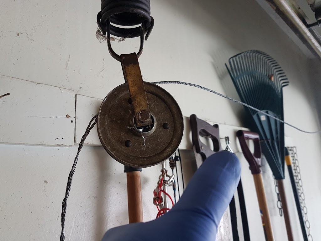 Garage Door & Opener Repair | 2673 Rue de la Symphonie, Saint-Lazare, QC J7T 3J7, Canada | Phone: (450) 458-0001
