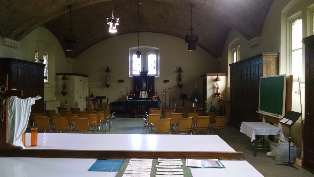 Église St-Louis-de-France | 166 Avenue Saint Jean E, East Angus, QC J0B 1R0, Canada | Phone: (819) 832-3033