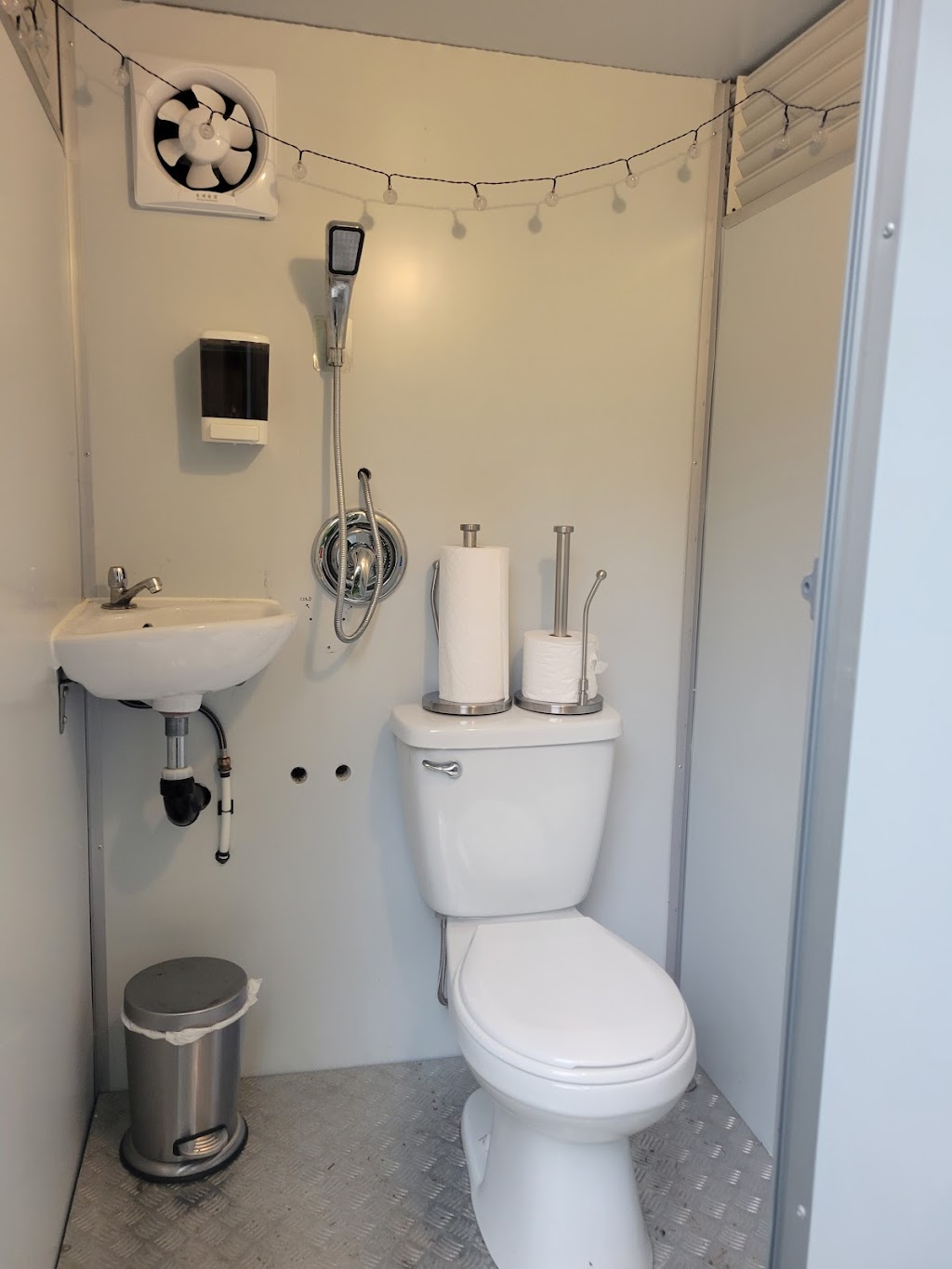 Zen Tent | 2484 Tiesu Rd, Nanaimo, BC V9X 1K2, Canada | Phone: (250) 709-1949