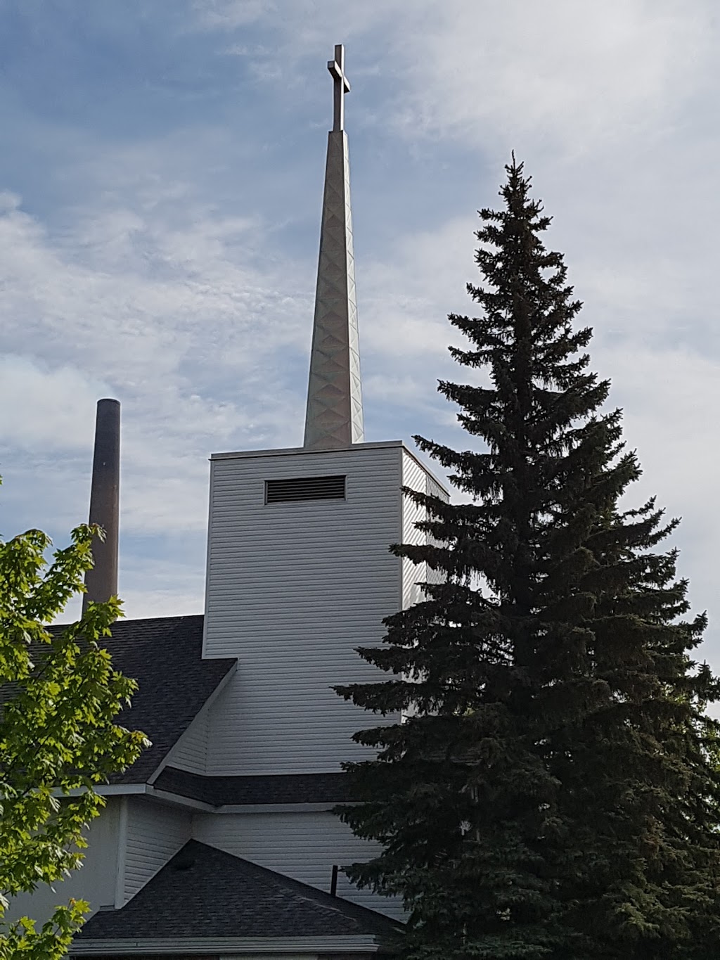 Saint Timothys Lutheran Church | 12 COLLINS ST, Copper Cliff, ON P0M 1N0, Canada | Phone: (705) 682-2511