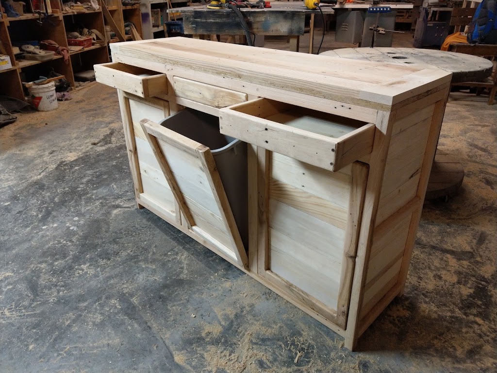 PalletWorks NB | 229 Church Ave, Sussex, NB E4E 1Z5, Canada | Phone: (506) 567-4730