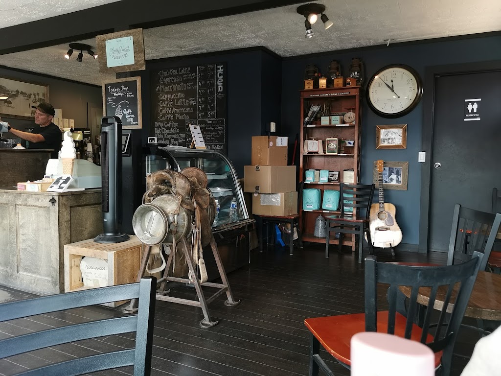 The Junction Coffee House | 1418, C, Cariboo Hwy #97n, Clinton, BC V0K 1K0, Canada | Phone: (250) 457-0123