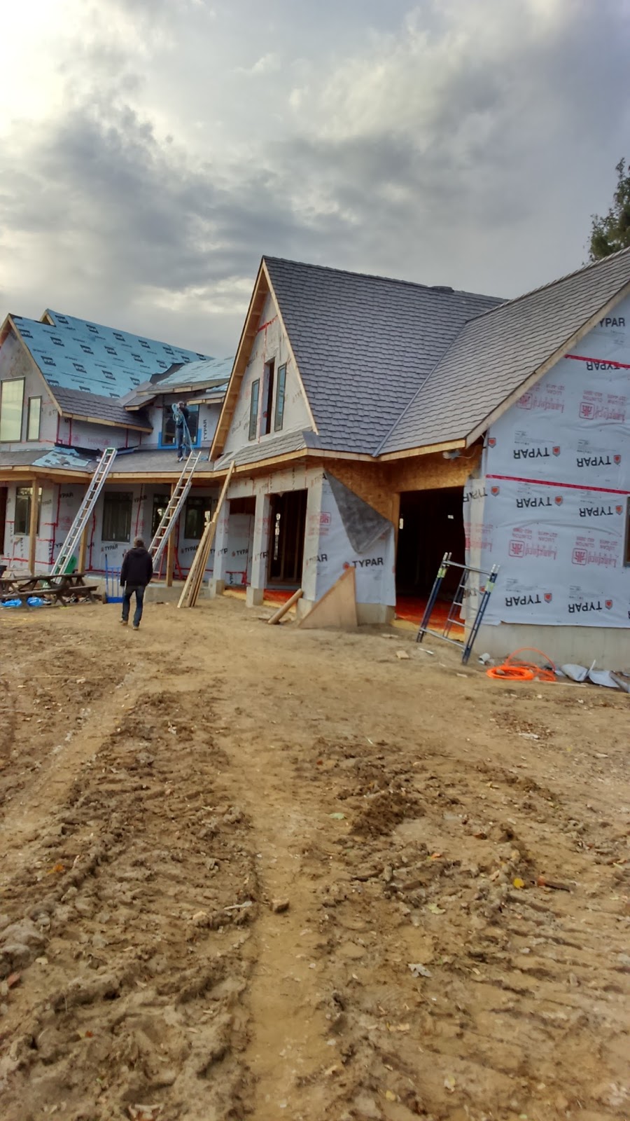AB Clothier Roofing | 57 Charles St, Dorchester, ON N0L 1G0, Canada | Phone: (519) 268-8293