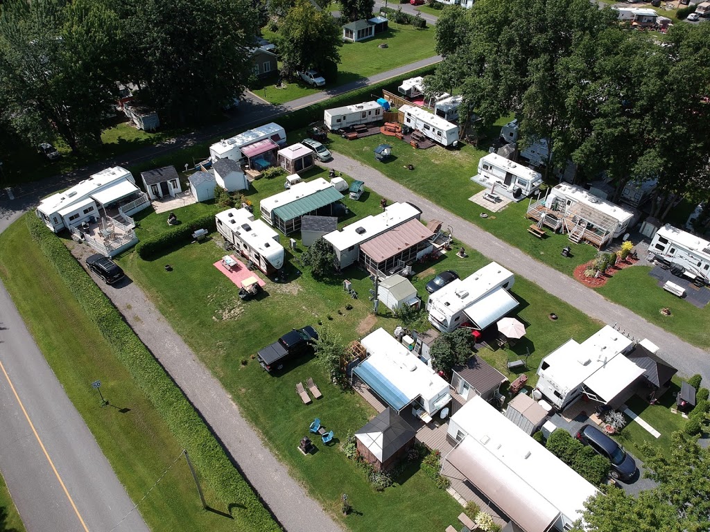 Camping de Lamitié | 16 Rue Leblanc, Saint-François-du-Lac, QC J0G 1M0, Canada | Phone: (819) 253-0135