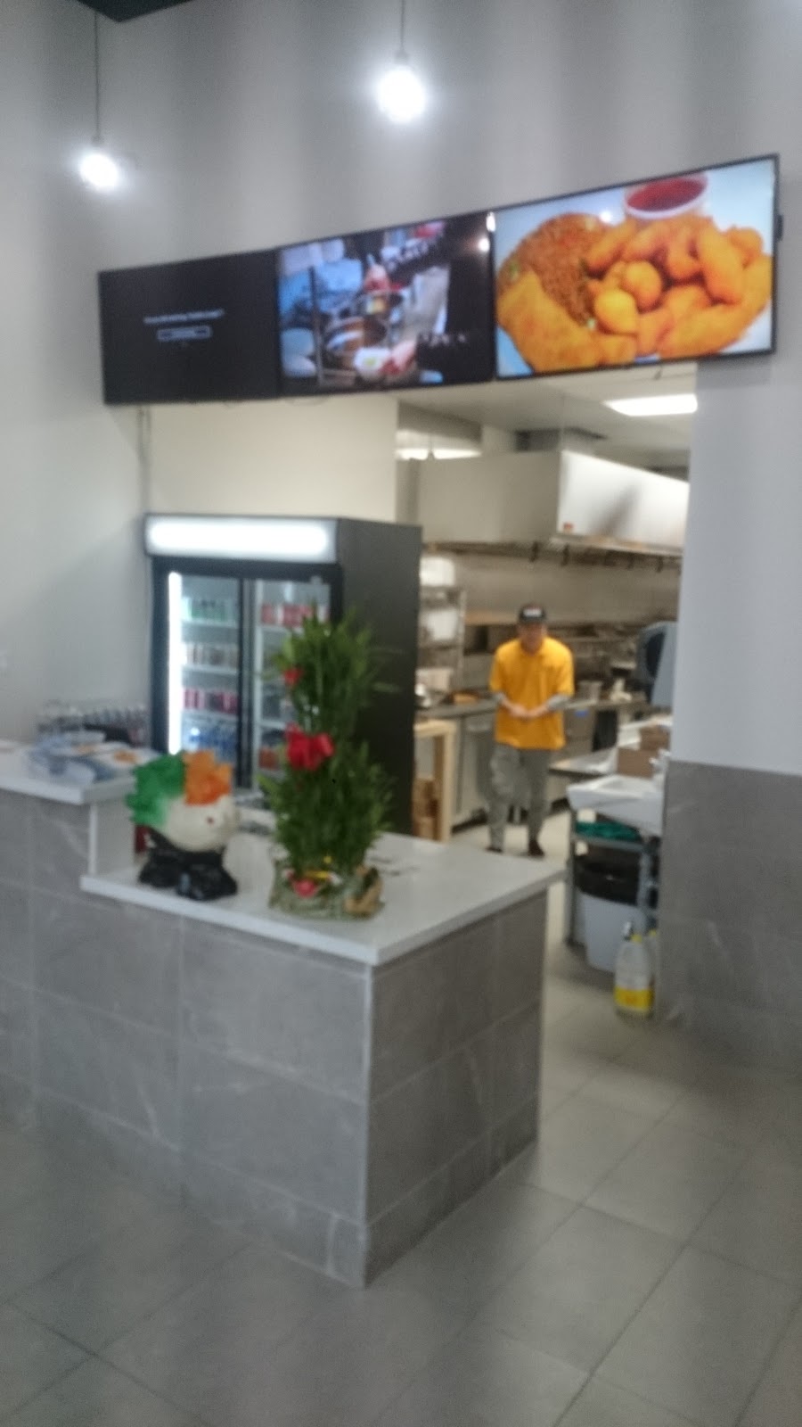 Six Flags Chinese Thai Sushi | Lindsay, ON K9V 6C3, Canada